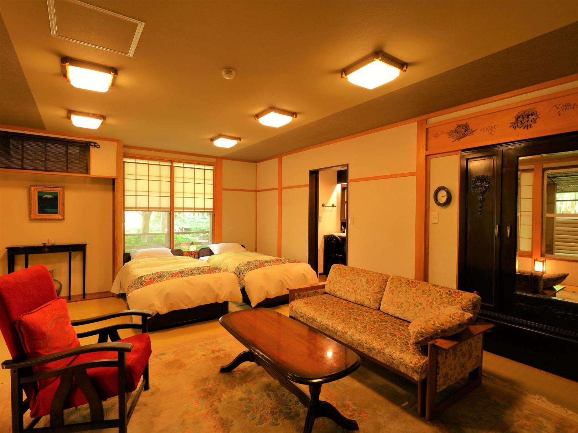 小さなホテルセラヴィ 長瀞町 エクステリア 写真