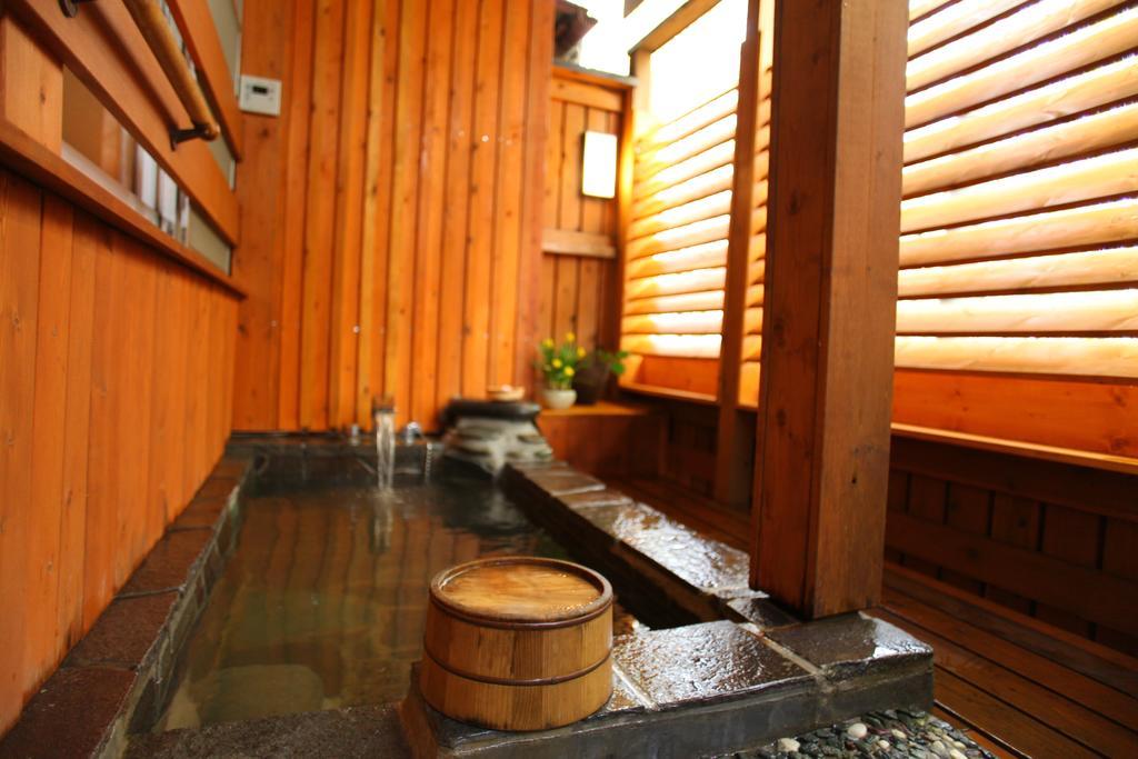 小さなホテルセラヴィ 長瀞町 エクステリア 写真